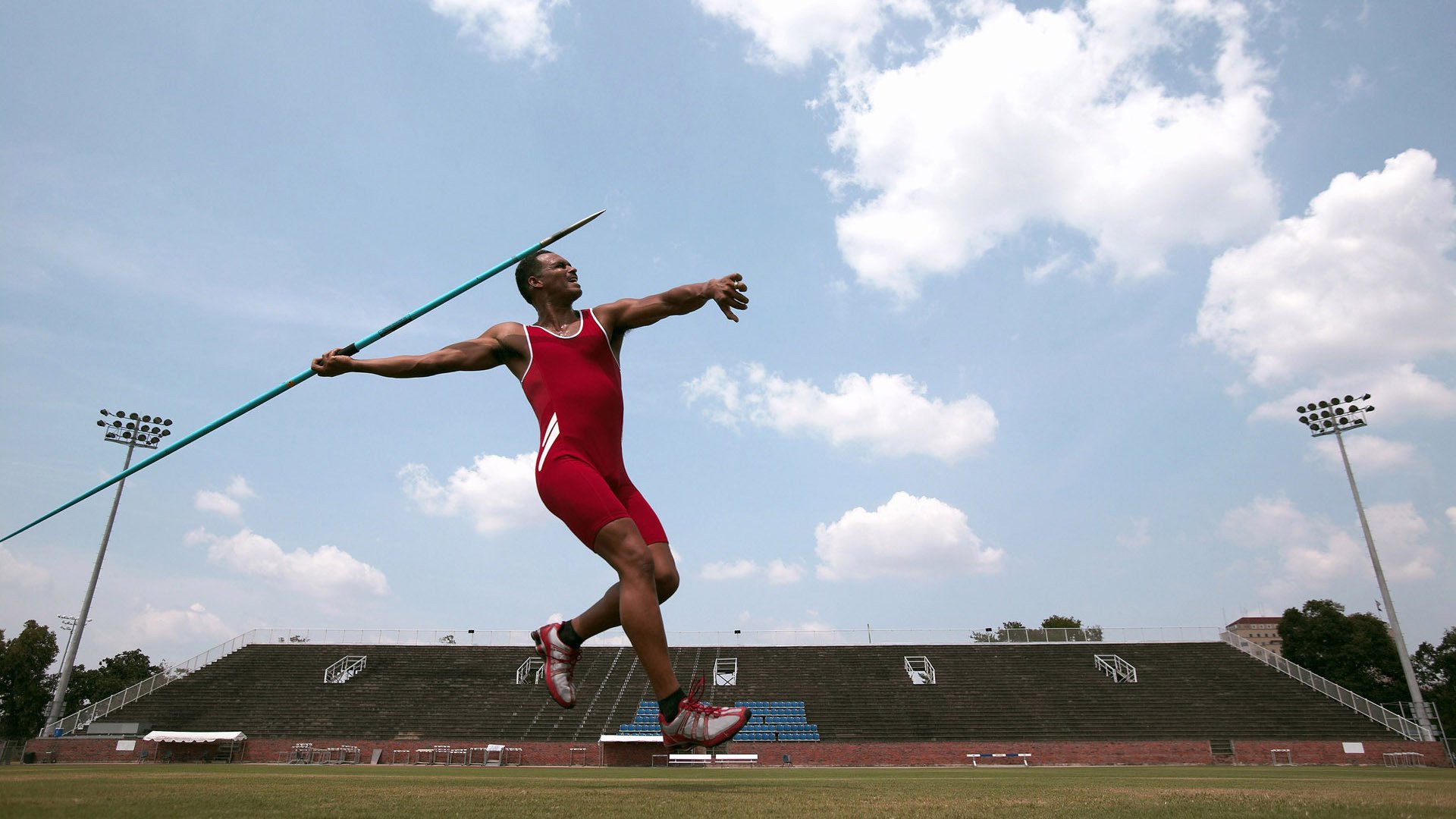 “极速王者:谁能问鼎赛季冠军?”,极速王者在哪